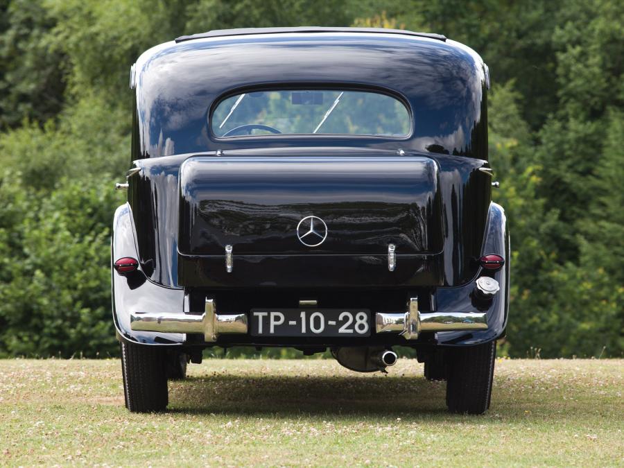  Mercedes-Benz 320 Pullman Limousine (W142) 1937 года  (фото 16 из 18)
